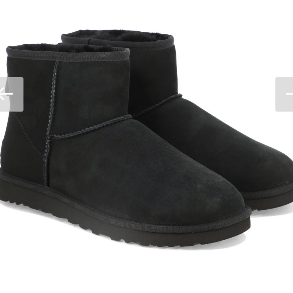 UGG Classic Mini II size 6 NWOT